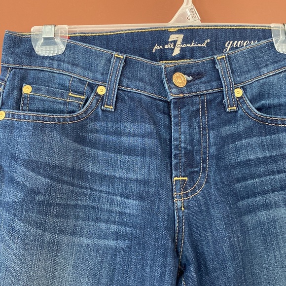 7 for all mankind ladies jeans in size 25 with fading and whiskering. - Picture 2 of 11